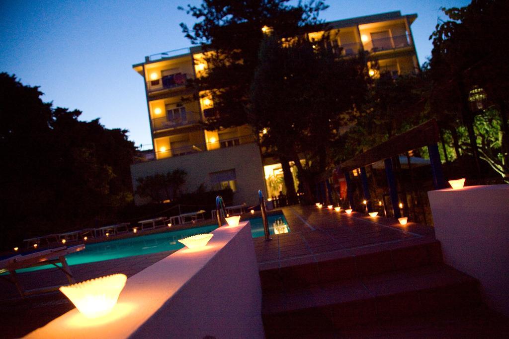 Hotel Eden Park Diano Marina Exterior foto